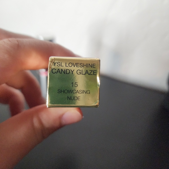 NEW YSL Yves Saint Laurent Candy Glaze Showcasing Nude Lip Gloss Number 15 - Picture 5 of 9